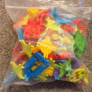 Colorful Kids Connector Toy Set - Multicolor